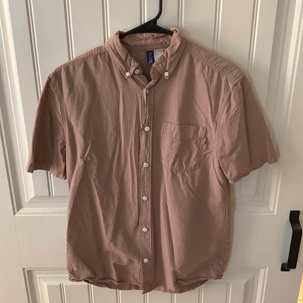 H&M men’s button up shit. Size S